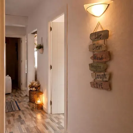 Deniahome Angie * Denia
