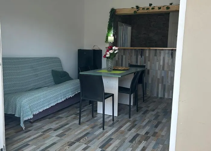 Deniahome Angie Dénia